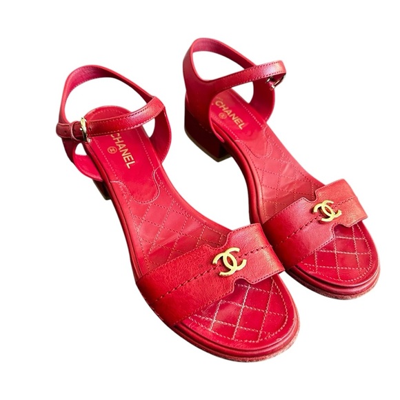 Authentic CHANEL Red Lambskin Leather Mattelasse & Gold Sandals Dress Shoes 37 C - Picture 5 of 16